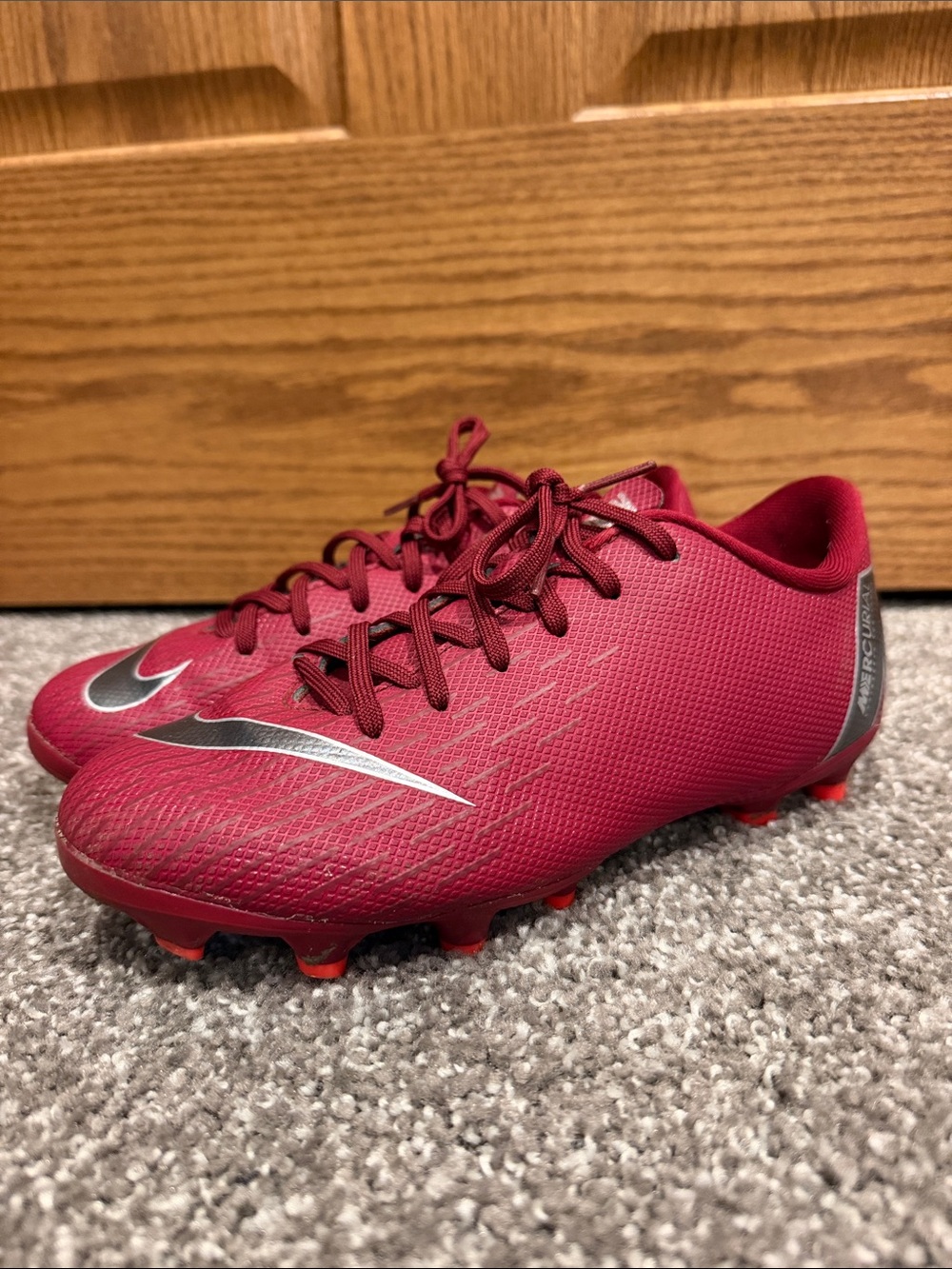 Nike Kids' Maroon Soccer Cleats size 3.5